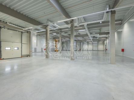 Pronájem skladovací prostor, 2 922 m²