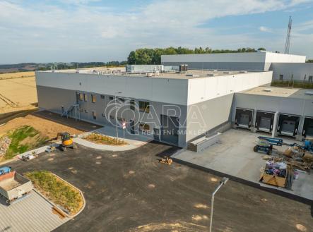 Pronájem skladovací prostor, 2 922 m²