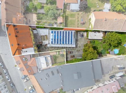 Prodej nájemního domu, 1 209 m²