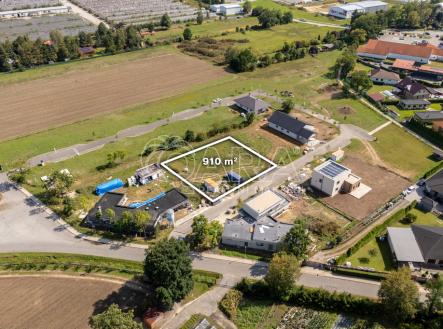 Prodej pozemku pro bydlení, 910 m²