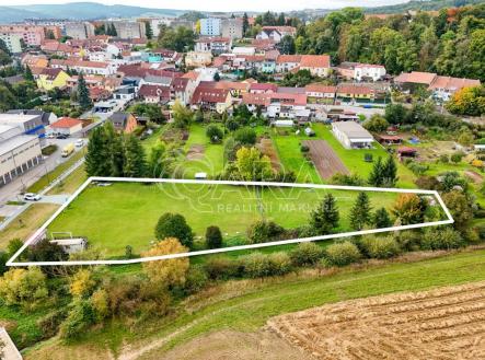 Prodej pozemku pro komerční výstavbu, 3 658 m²