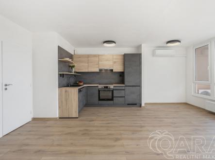 Pronájem bytu, 3+kk, 82 m²