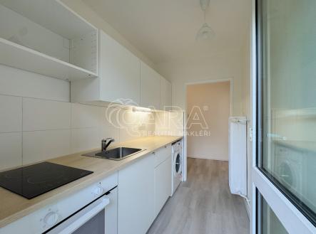 Pronájem bytu, 2+1, 49 m²