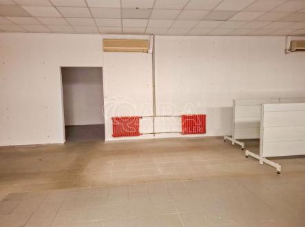 Pronájem obchodní prostory, 40 m²