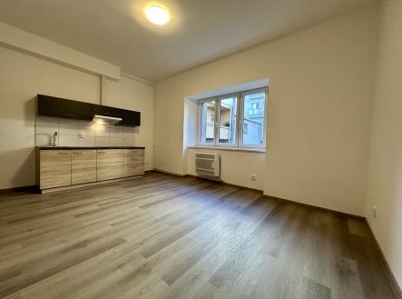 Pronájem bytu, 2+kk, 40 m²