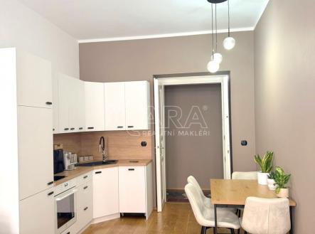 Pronájem bytu, 1+1, 44 m²