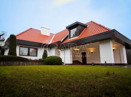 Pronájem domu/vily, 417 m²