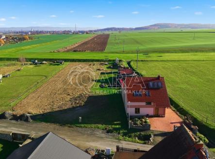 Prodej pozemku pro bydlení, 868 m²