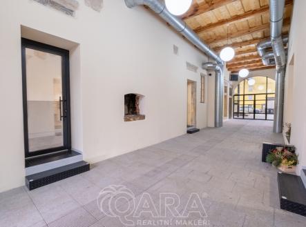 Pronájem restaurace, 92 m²