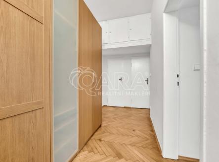Pronájem bytu, 2+kk, 60 m²