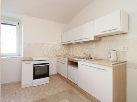 Pronájem bytu, 2+1, 44 m²