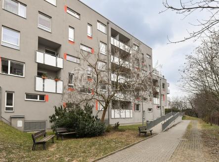 Pronájem bytu, 3+kk, 83 m²