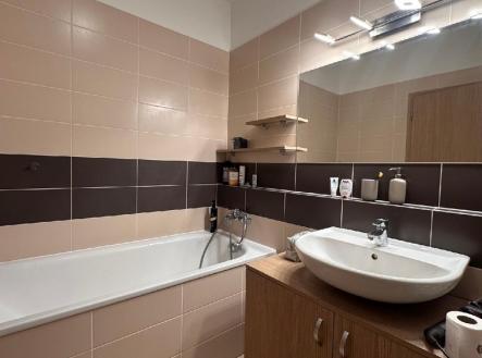 Pronájem bytu, 2+kk, 54 m²