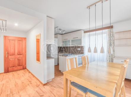 Pronájem bytu, 4+kk, 90 m²