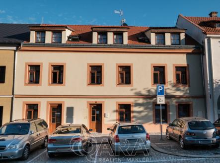 Pronájem bytu, 1+kk, 453 m²