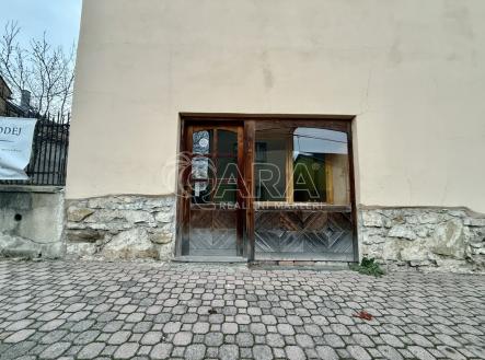 Pronájem obchodní prostor, 56 m²