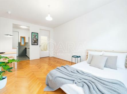 Pronájem bytu, 1+kk, 34 m²