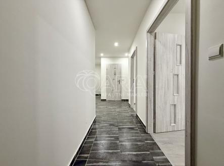 Pronájem bytu, 3+1, 74 m²