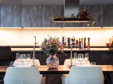 Pronájem bytu, 5+kk, 335 m²