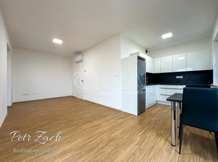 Pronájem bytu, 1+kk, 35 m²