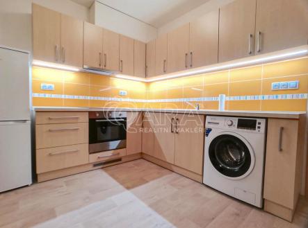 Pronájem bytu, 1+kk, 50 m²