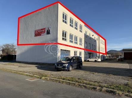 Pronájem výrobní prostor, 966 m²