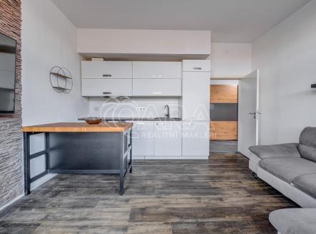 Pronájem bytu, 2+kk, 56 m²