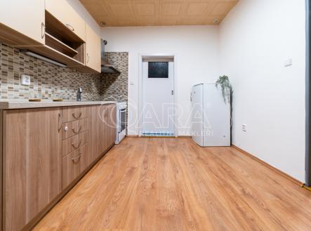 Pronájem bytu, 2+1, 57 m²