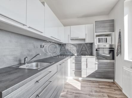 Pronájem bytu, 2+1, 51 m²