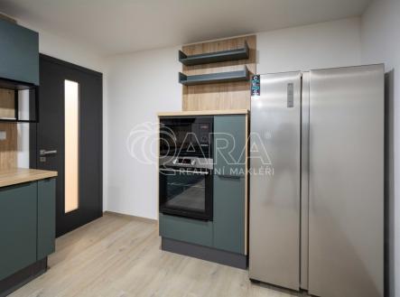 Pronájem bytu, 4+kk, 75 m²