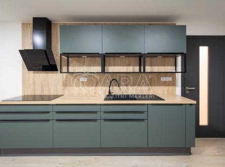 Pronájem bytu, 4+kk, 75 m²