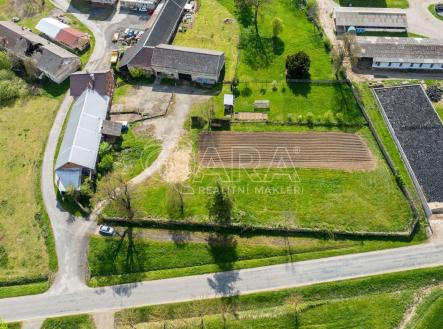 Prodej pozemku pro bydlení, 2 415 m²