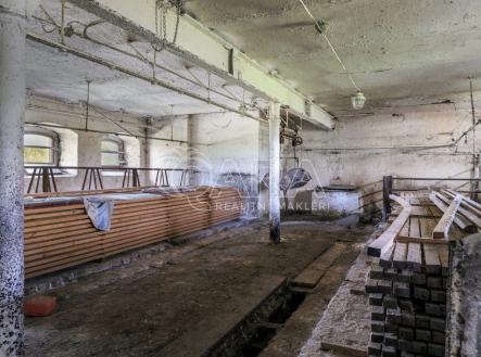 Prodej skladovací prostor, 260 m²