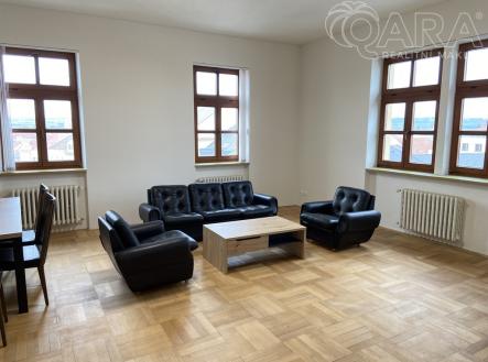 Pronájem bytu, 2+1, 102 m²