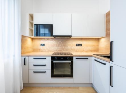 Pronájem bytu, 1+kk, 35 m²