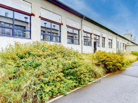 Pronájem skladovací prostor, 1 700 m²