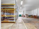 Pronájem skladovací prostor, 1 700 m²