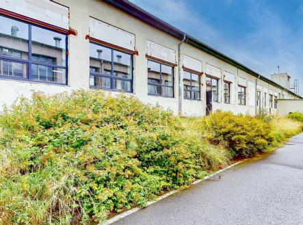 Pronájem skladovací prostor, 1 700 m²