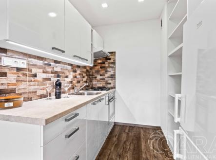 Pronájem bytu, 2+kk, 46 m²