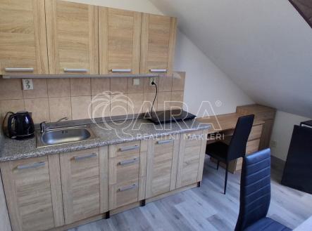 Pronájem bytu, 1+kk, 19 m²