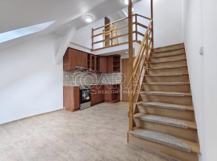 Pronájem bytu, 2+1, 69 m²