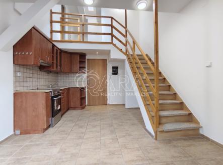 Pronájem bytu, 2+1, 69 m²