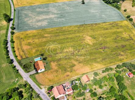 Prodej pozemku pro bydlení, 1 100 m²