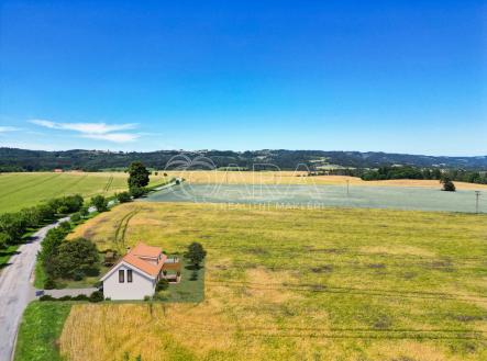 Prodej pozemku pro bydlení, 1 100 m²