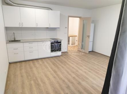 Pronájem bytu, 1+kk, 36 m²