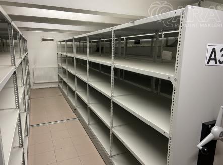 Pronájem skladovací prostor, 69 m²