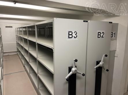 Pronájem skladovací prostor, 69 m²