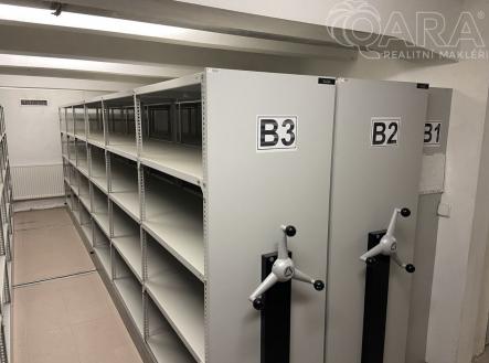 Pronájem skladovací prostor, 69 m²