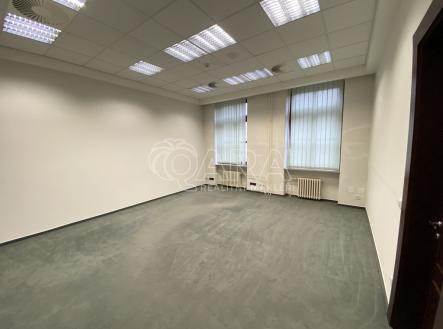 Pronájem kanceláře, 33 m²