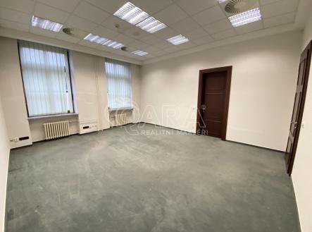 Pronájem kanceláře, 33 m²